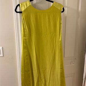 Elegant Yellow Sleeveless Dress